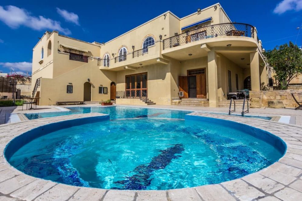 For Sale | High Ridge – Madliena