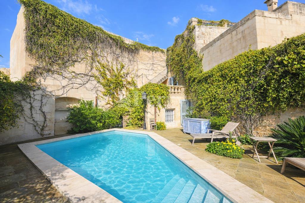 Zebbug<br>House of Character