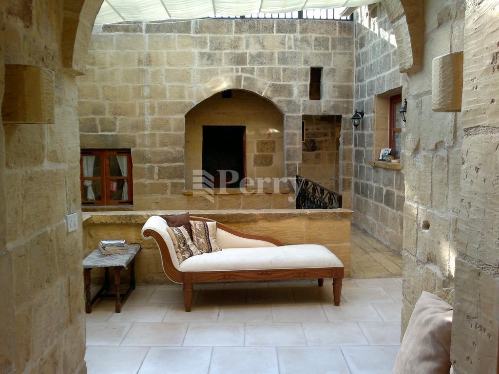 Mosta<br>House of Character