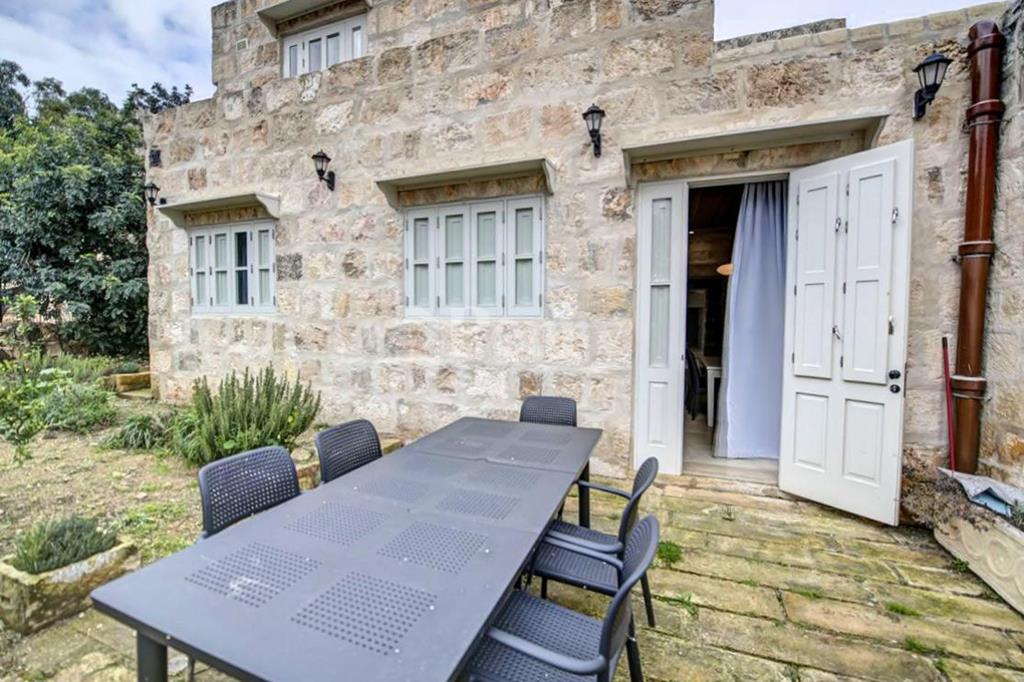 Qormi<br>Farmhouse