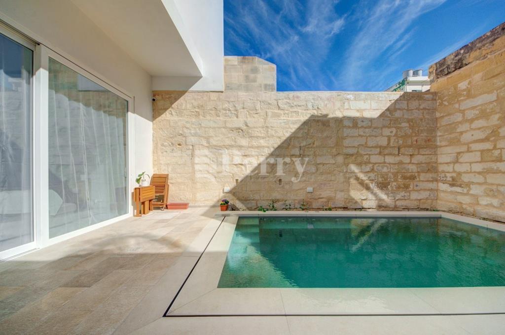 Mosta<br>House of Character