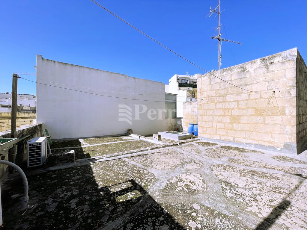 Image 10