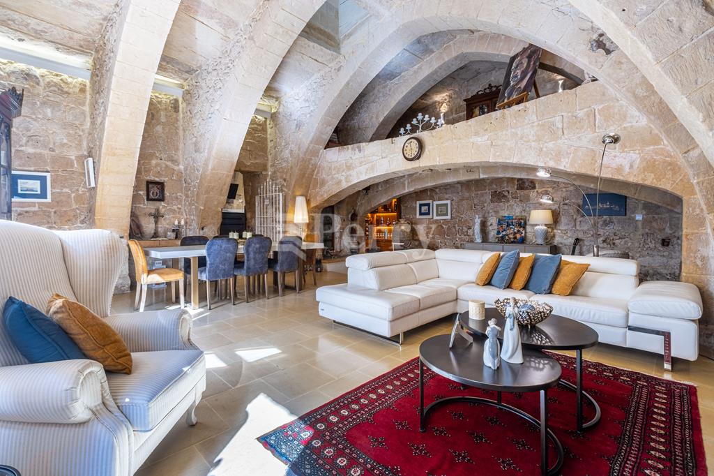 Qrendi<br>House of Character