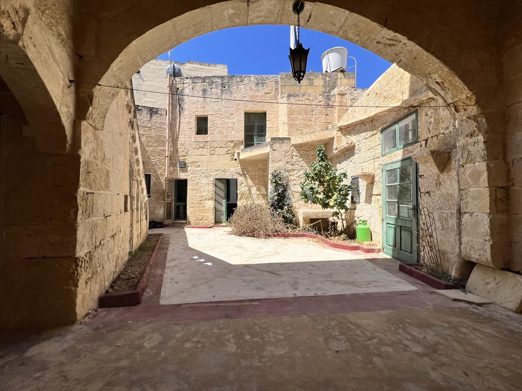 Image 18