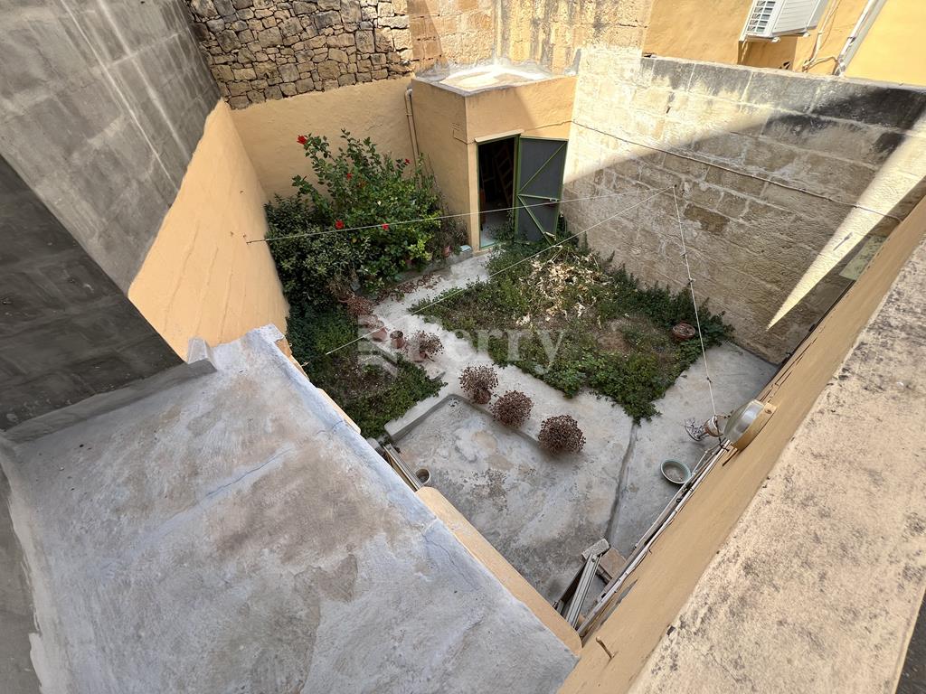Image 10
