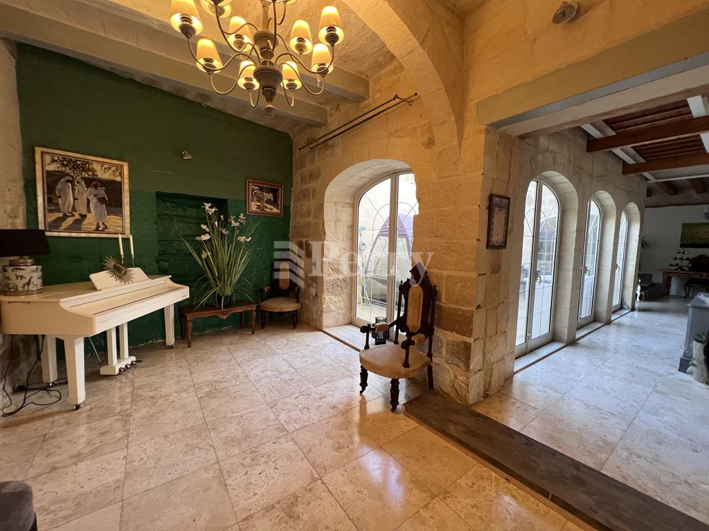 Birzebbugia<br>House of Character