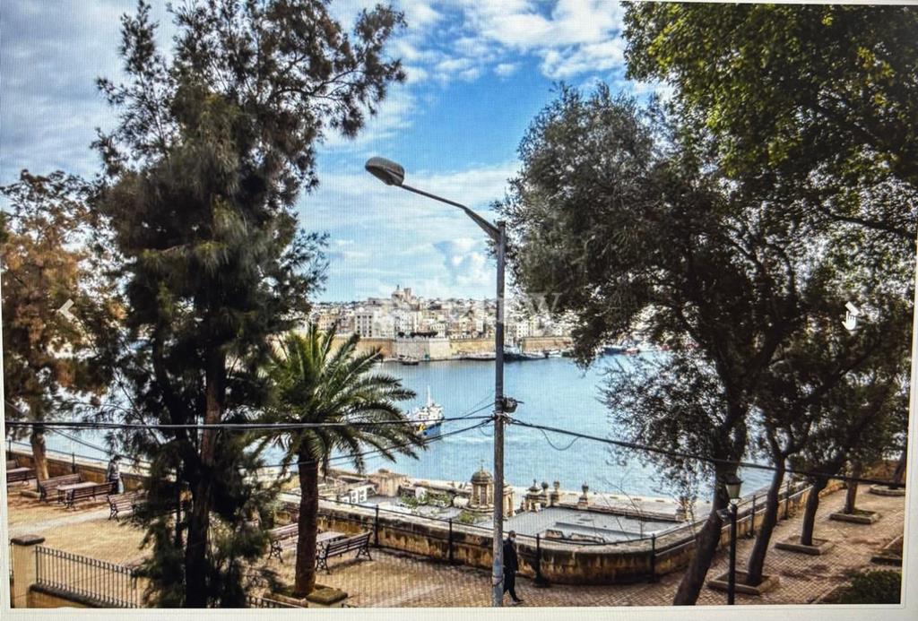 Floriana<br>Town House