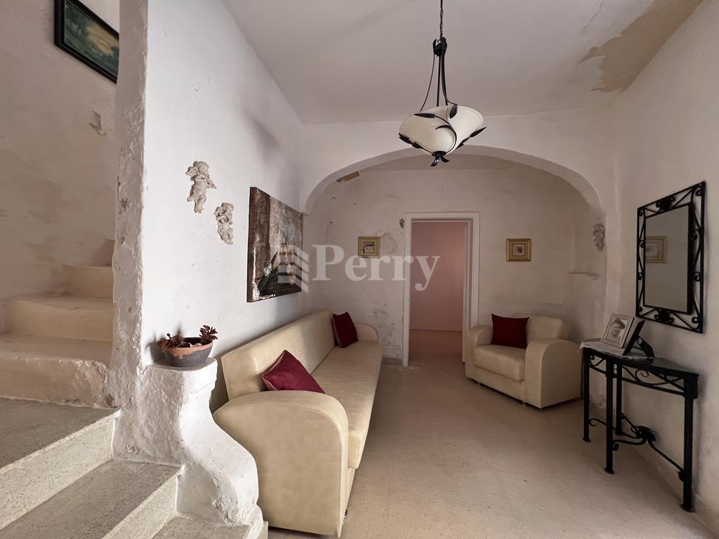 Lija<br>House of Character