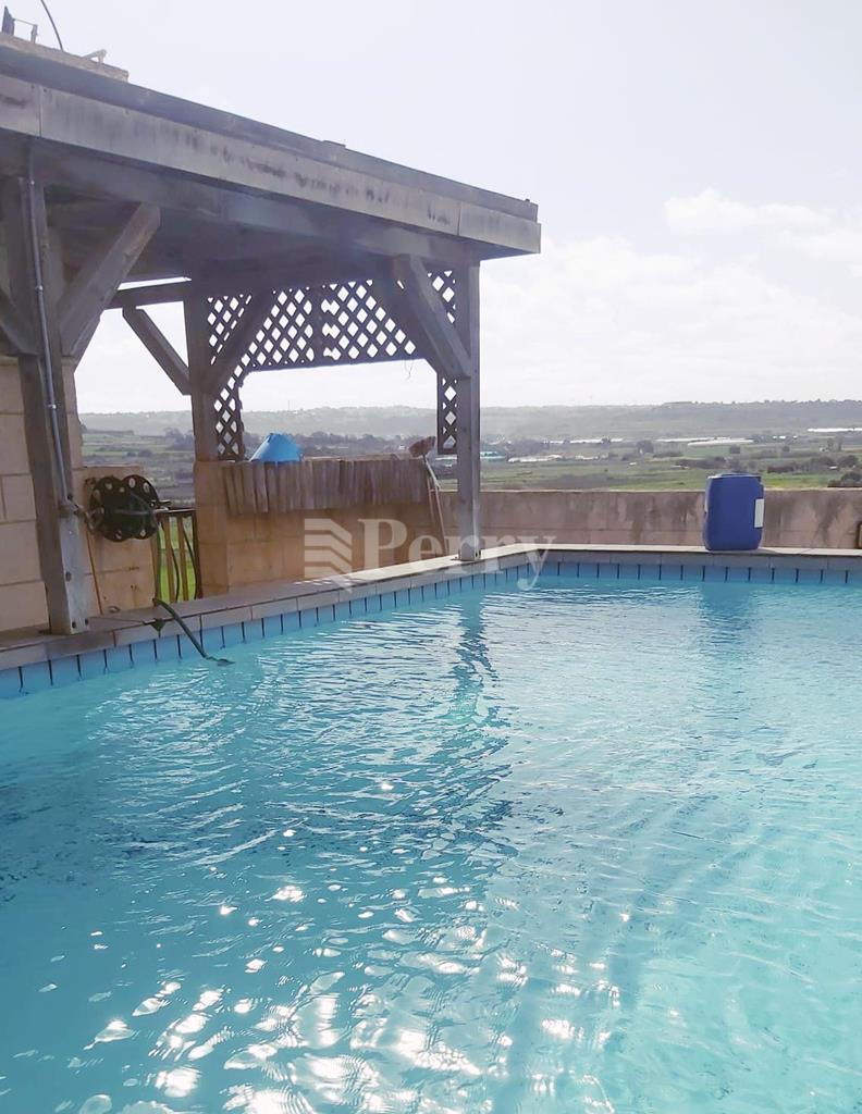 St Pauls Bay<br>Penthouse